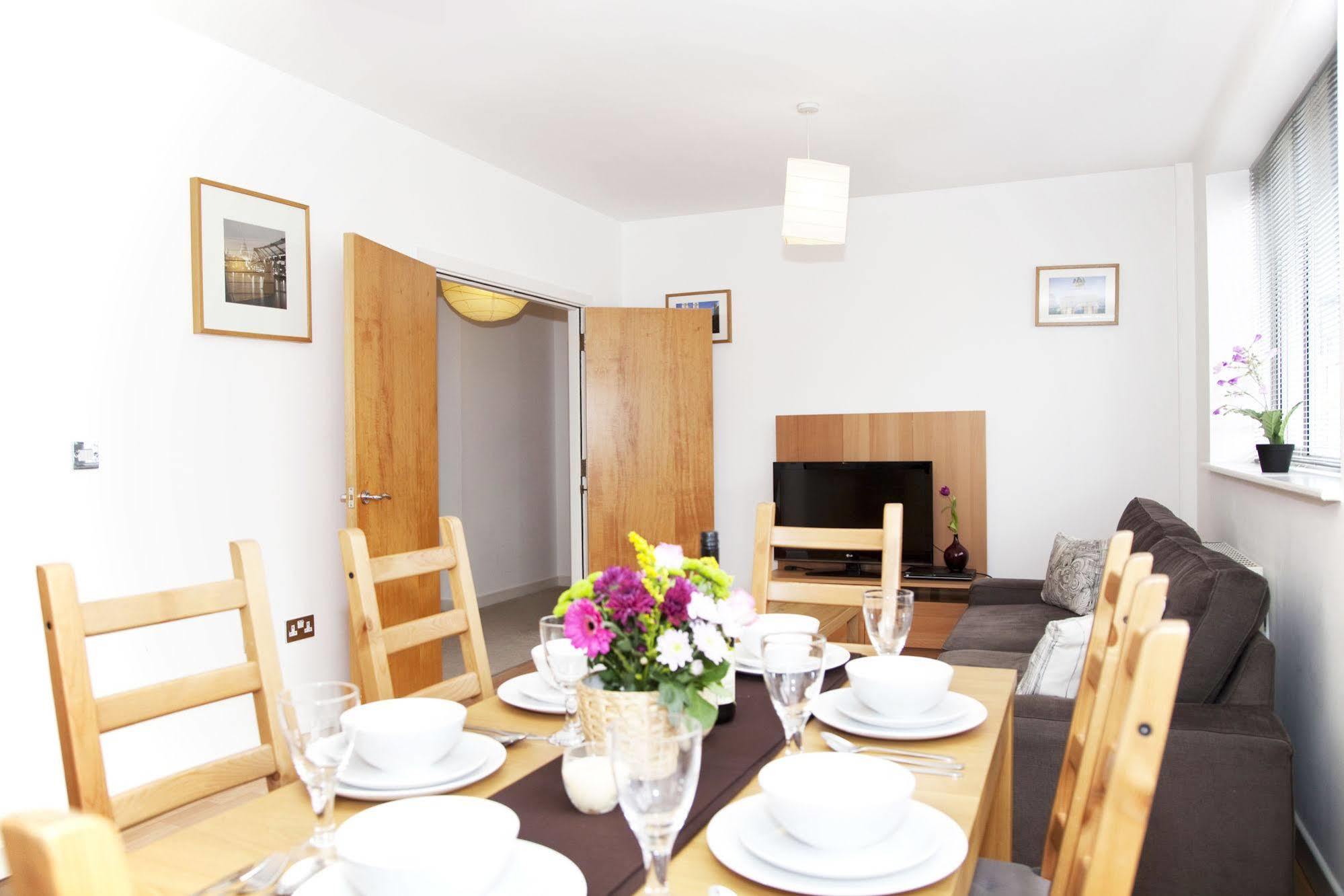 Beautiful 4-Bedroom Flat In London Bridge/Borough! Eksteriør billede