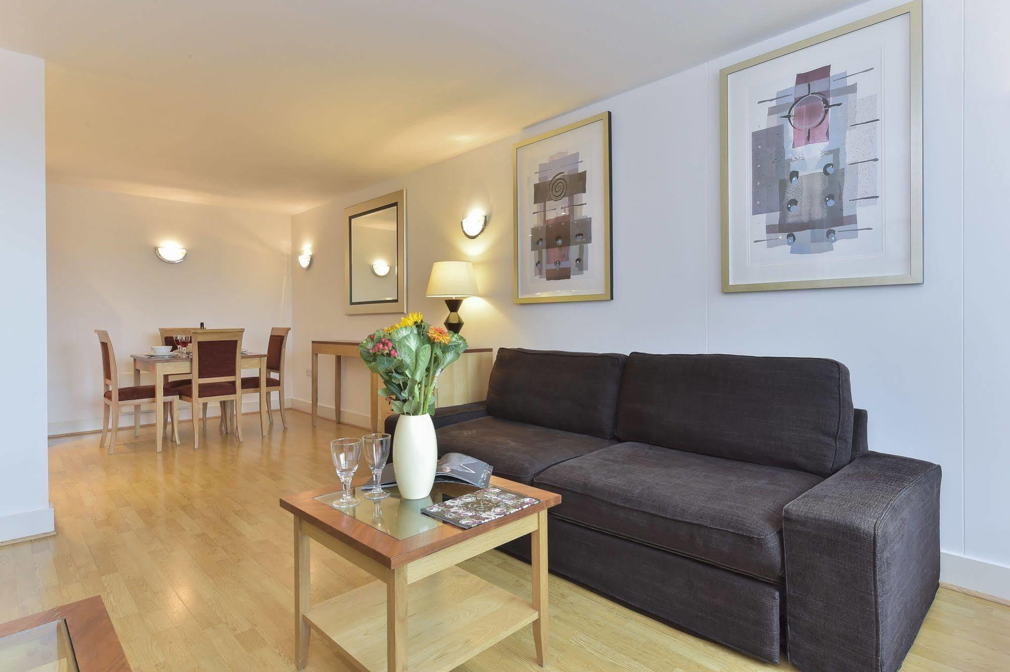 Beautiful 4-Bedroom Flat In London Bridge/Borough! Eksteriør billede